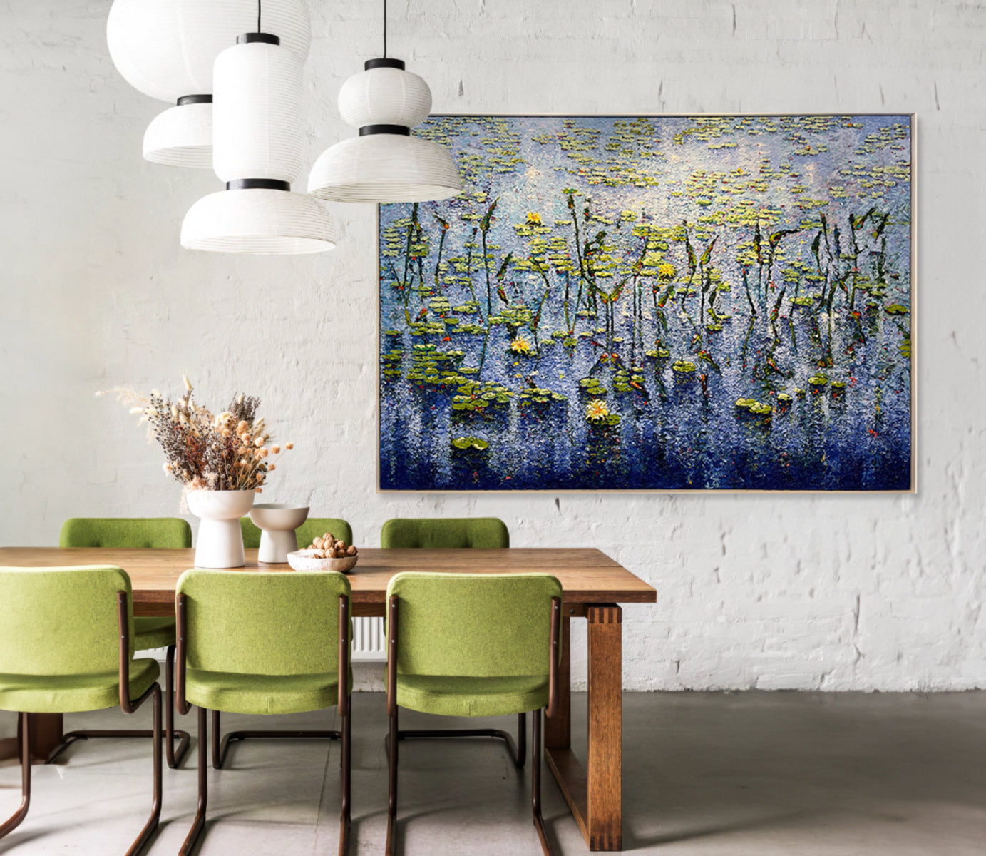 The Honey Mooners Bed, Waterlily